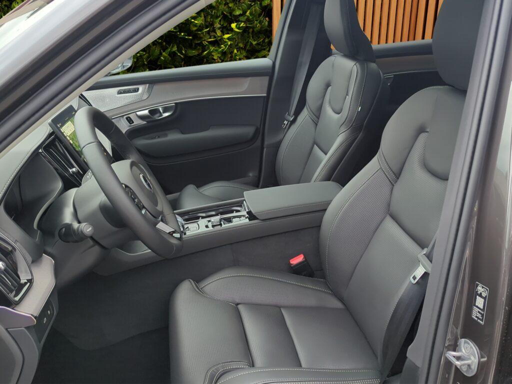 YV1LFH7V8T1495374_09